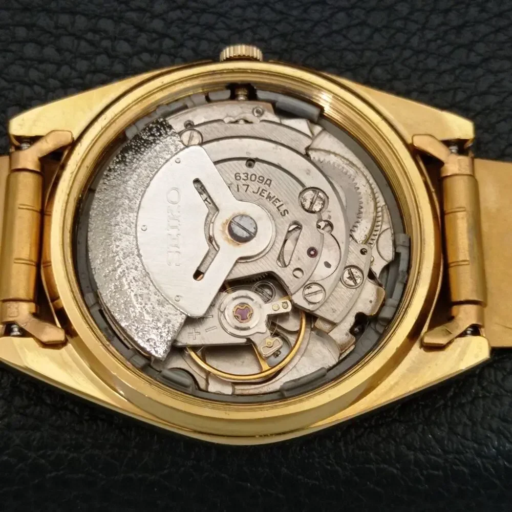 Vintage 1976 Seiko Automatic Mens Gold Watch W/daydate & Gold accents